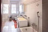 Temporary House - Milan City Center Отель