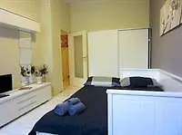 Temporary House - Center شقة